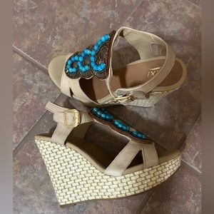 Flexi beige wedges size 7.5